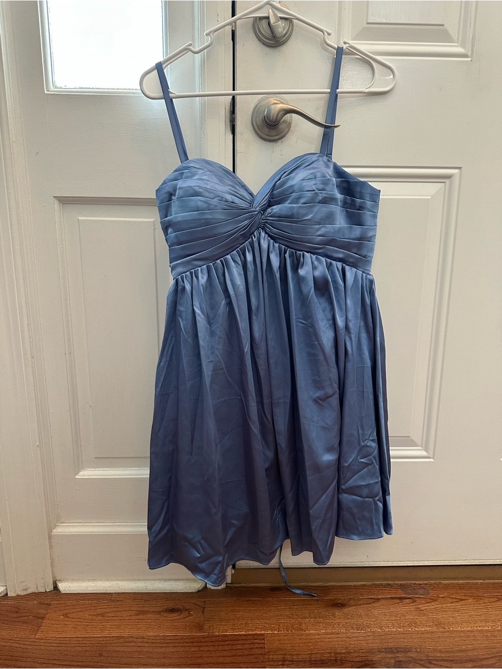 Short Satin Pleated A Line Dress with built in pads size 6 from amazon worn once